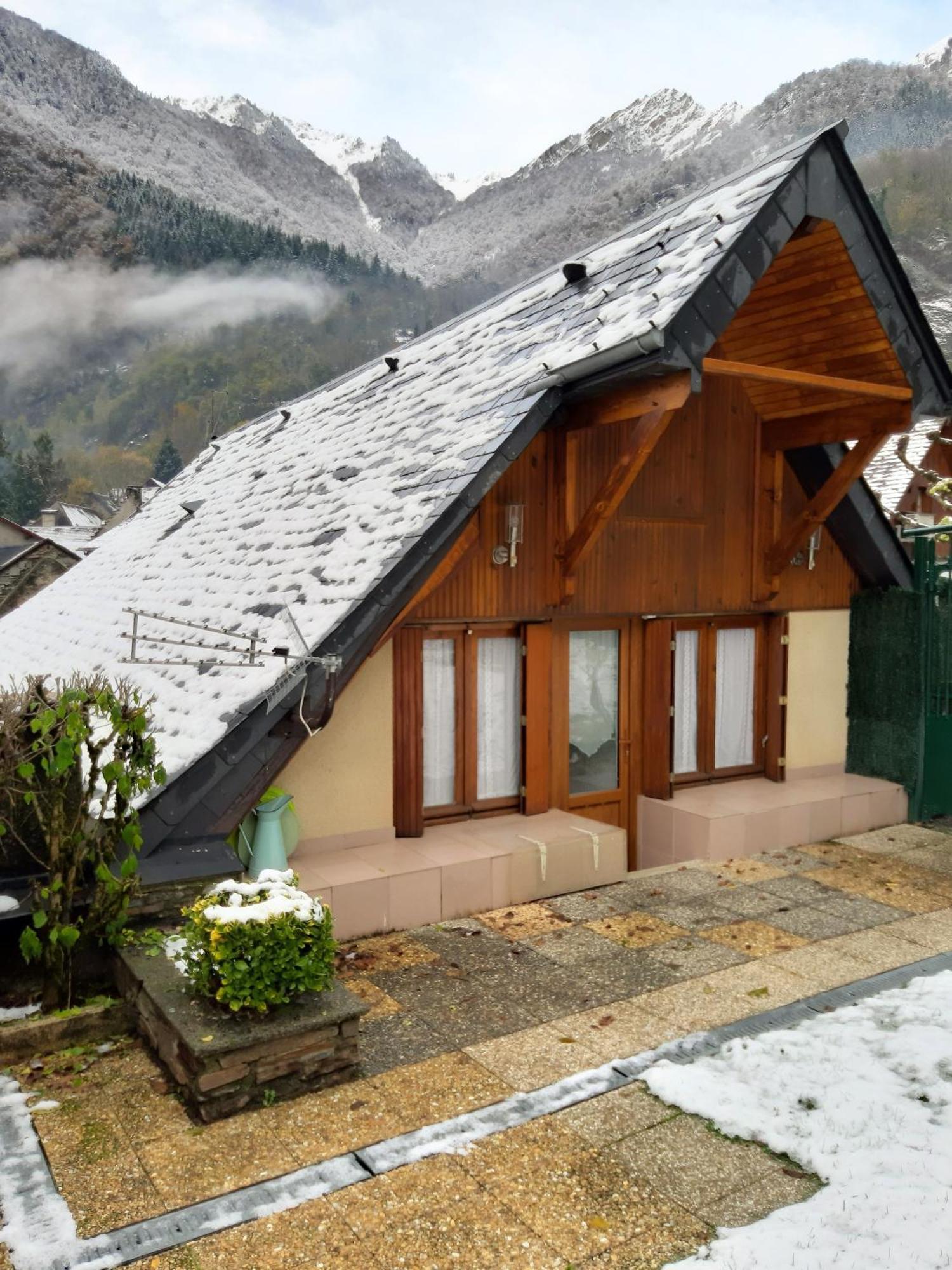 Petite Maison De Montagne Avec Jardin Cier-de-Luchon ภายนอก รูปภาพ